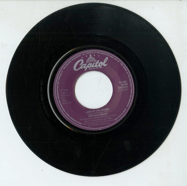 Neftali's Beast : Land Of The Drums (7", Single)