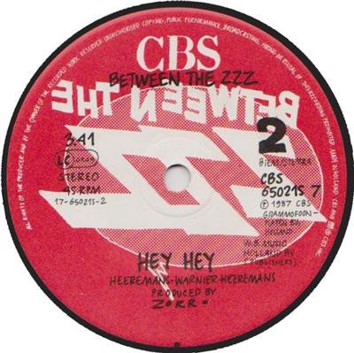 Between The ZZZ : Angel (7", Single)