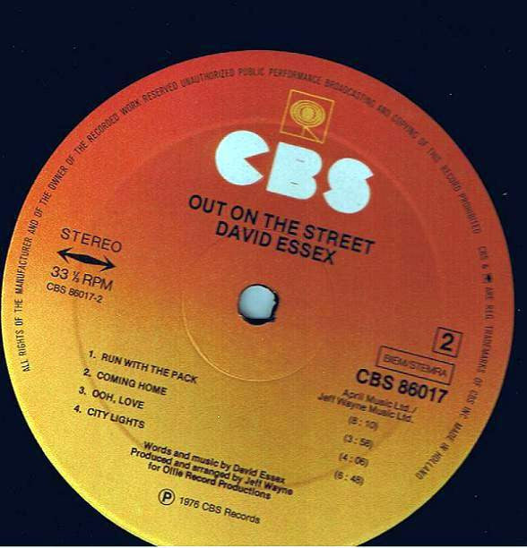 David Essex : Out On The Street (LP, Album, Gat)
