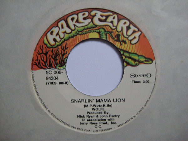Wolfe (4) : Dancing In The Moonlight (7", Single)