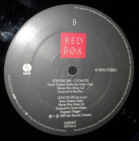 Red Box : Lean On Me (12", Single + 12", Single + Ltd, Gat)