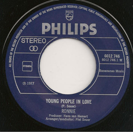 Ronnie (24) : Young People In Love (7", Single)