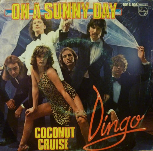 Dingo (2) : On A Sunny Day (7", Single)